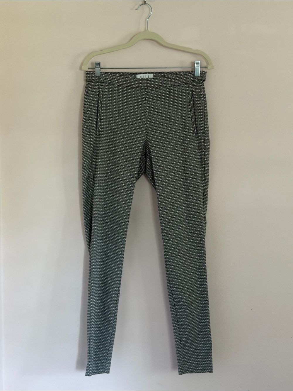 Slim Fit Textured Pants - Black/White